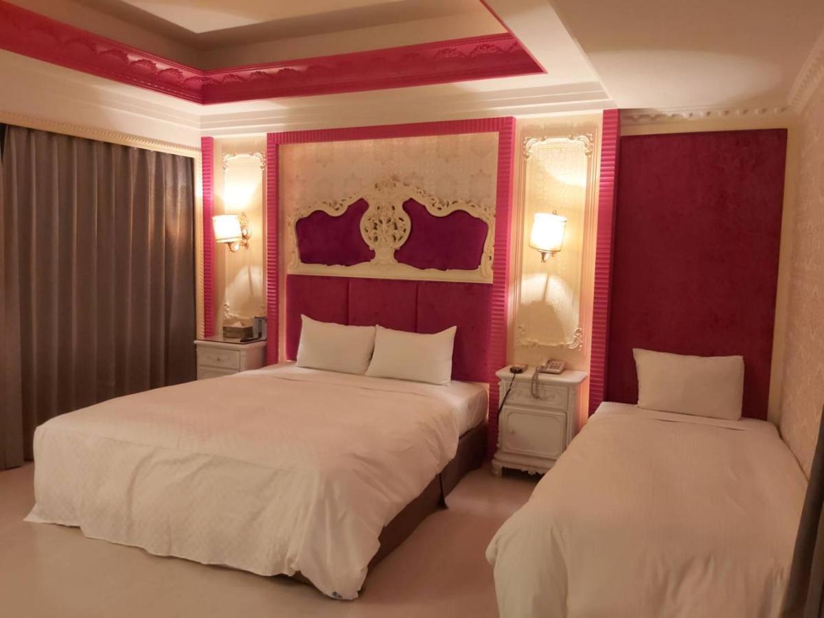 גאושיונג Chateau Motel מראה חיצוני תמונה